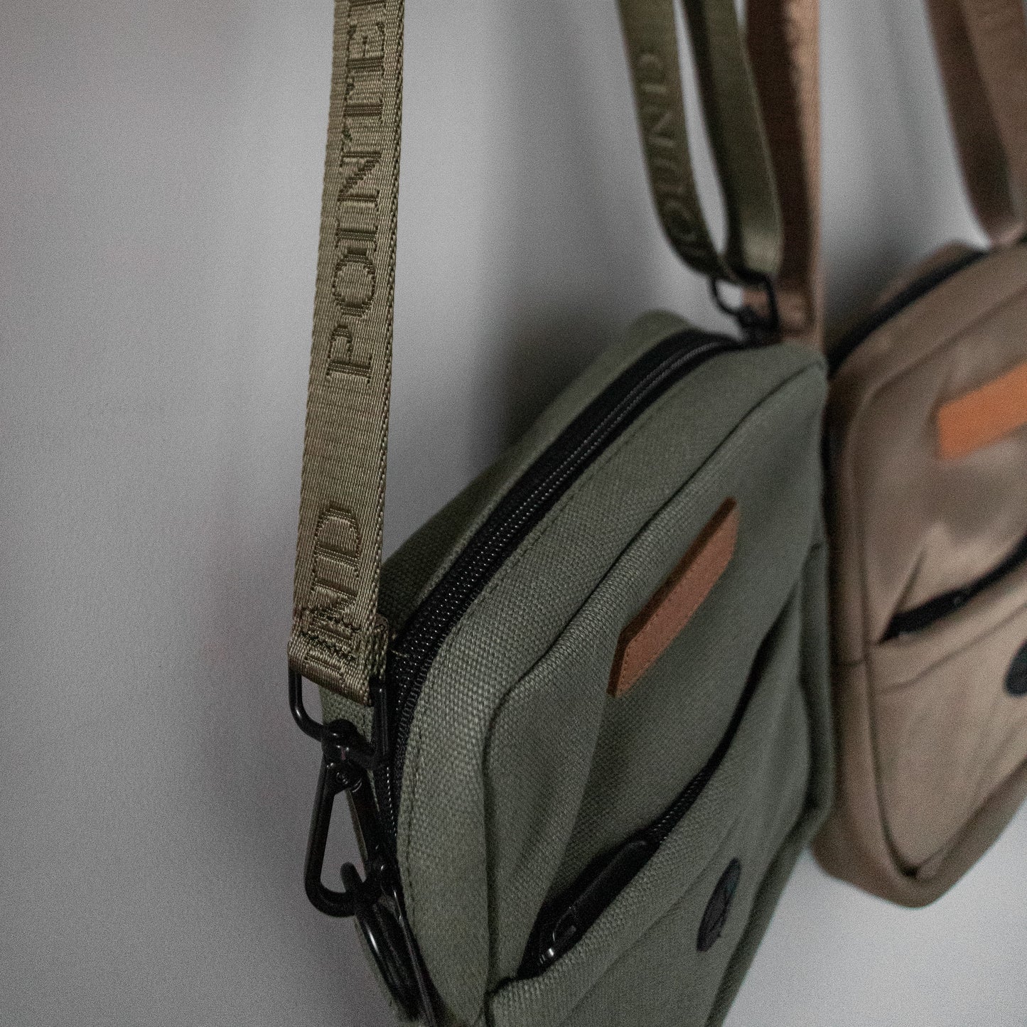 Walk Bag - Canvas Green
